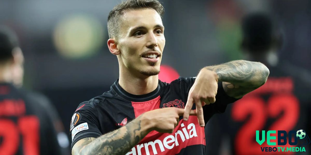 Grimaldo của Bayer Leverkusen là Wing back hay nhất hiện nay